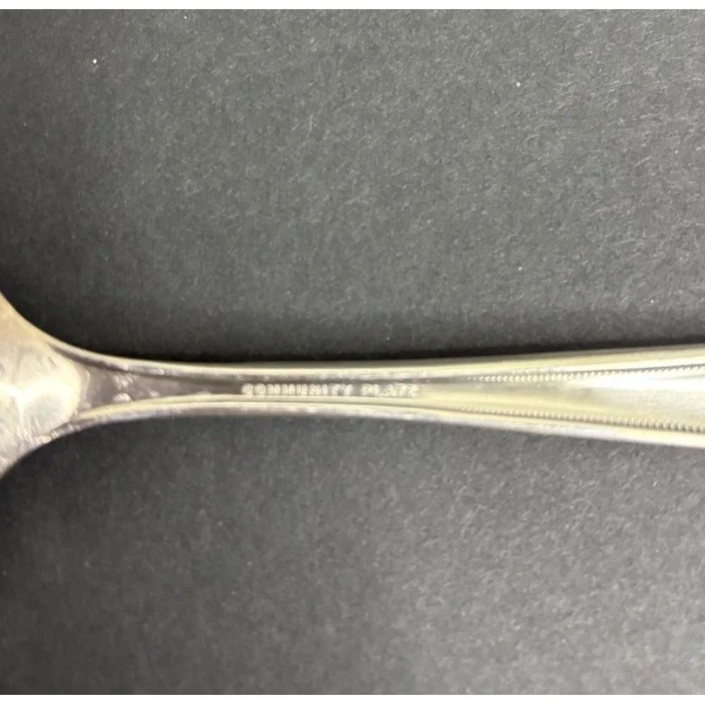 8 Oneida Community Grosvenor Gumbo Spoon Silverplate 7 1/4